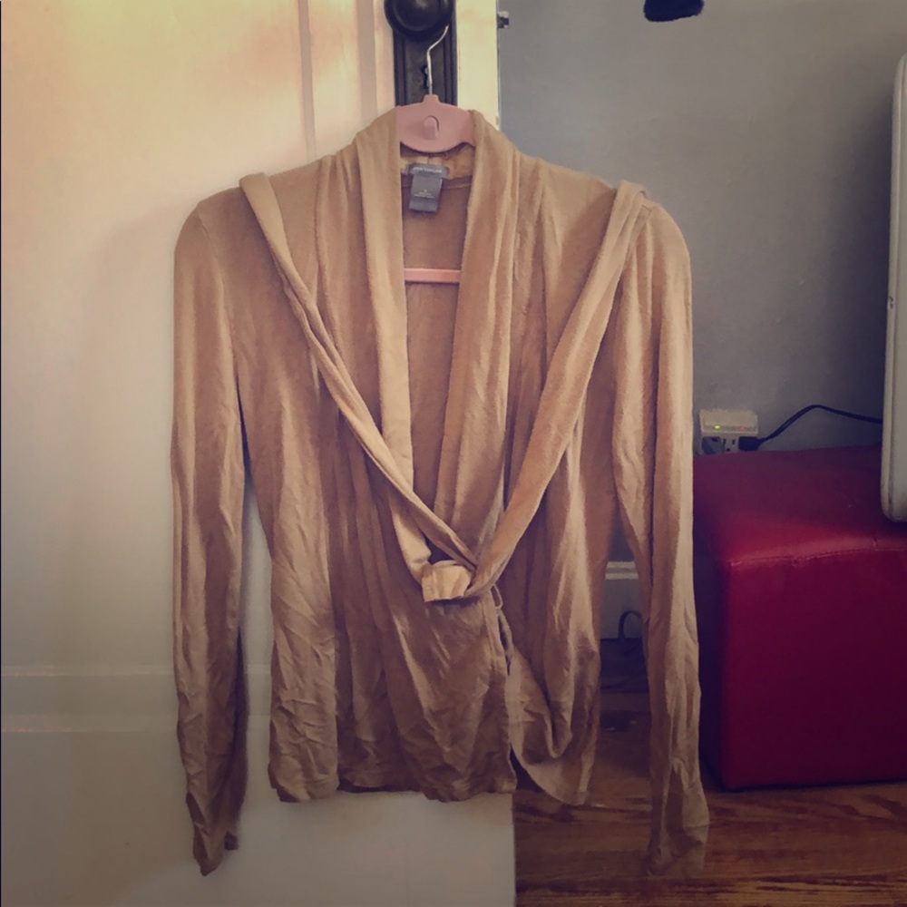 Tunic top with waist belt